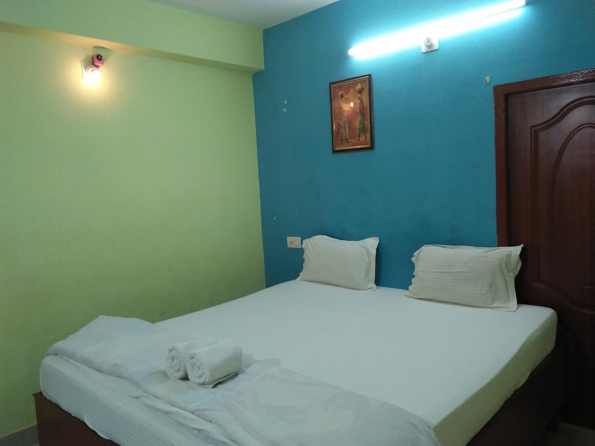 Hotel Sands Bay Пури Екстериор снимка