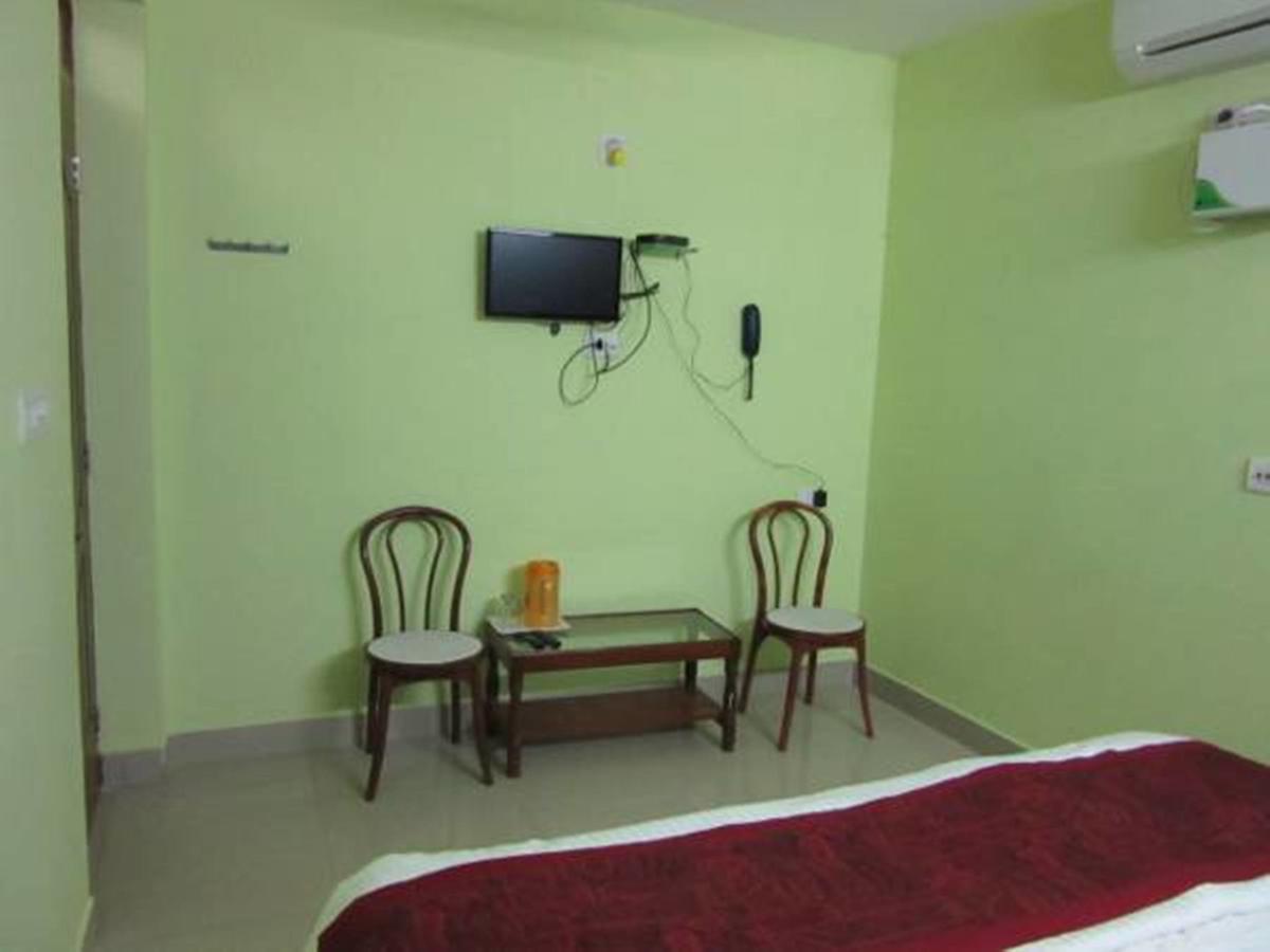 Hotel Sands Bay Пури Екстериор снимка